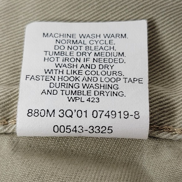 NWOT Levis Cargo Loose Fit Straight Khaki Biege Pants Mens 40x32 Flaps Pockets - Picture 4 of 8